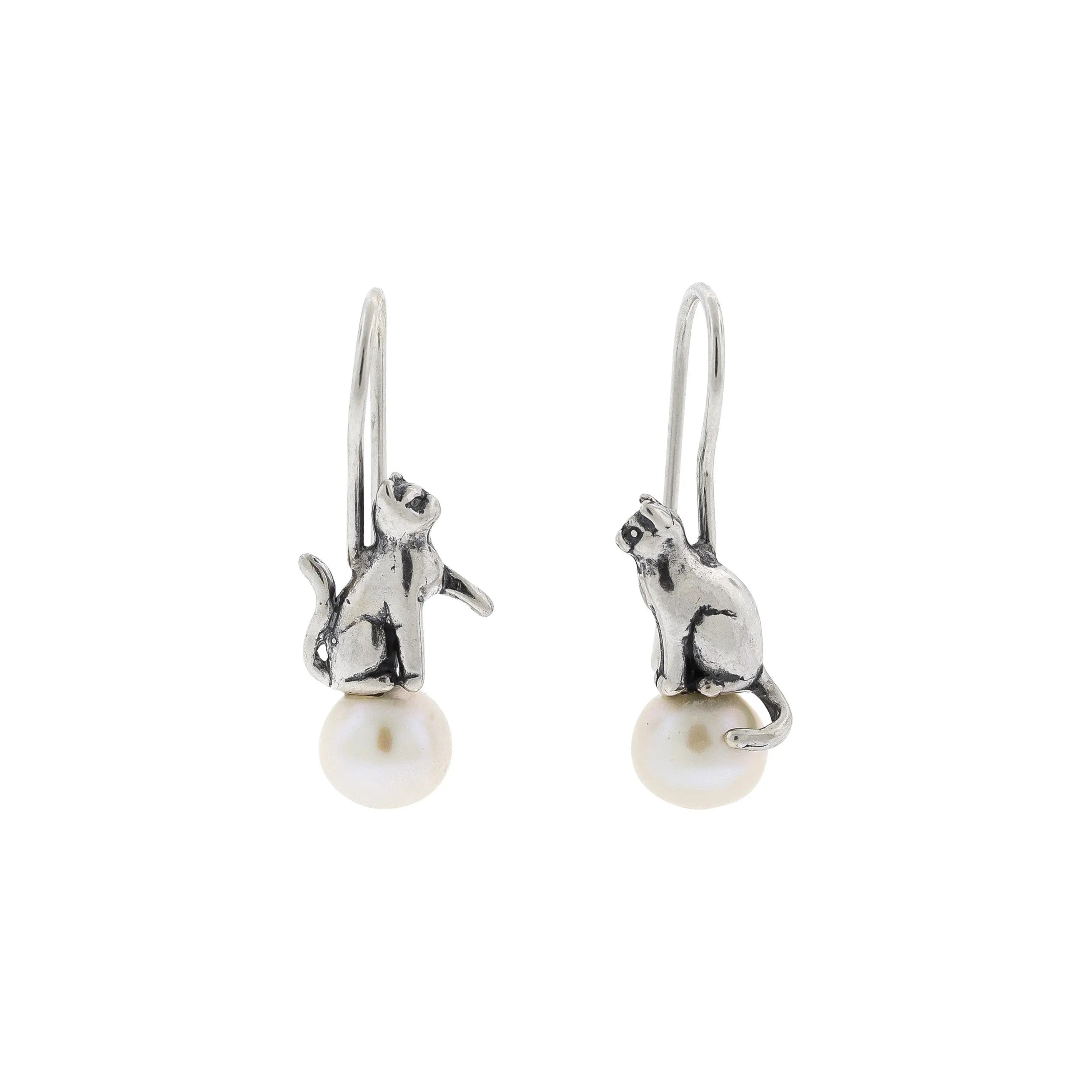 Aretes Gatos juguetones｜猫と天然石のアシメピアス（シルバー
